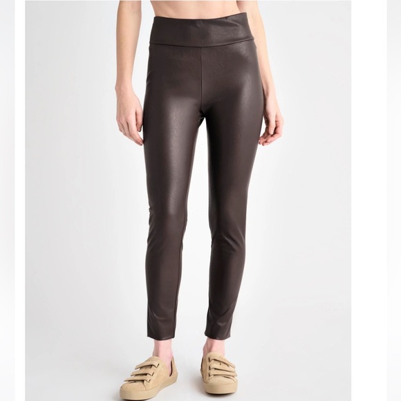 NEW Splendid Chocolate Faux Leather Pants Size Medium - Picture 1 of 5